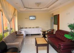 Cityana Guest House - Addis Ababa - Living room
