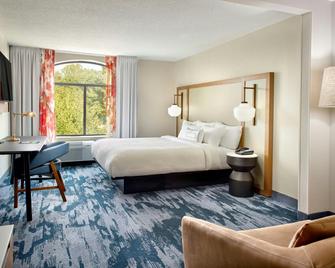 Fairfield by Marriott Inn & Suites Asheville Outlets - Asheville - Bedroom