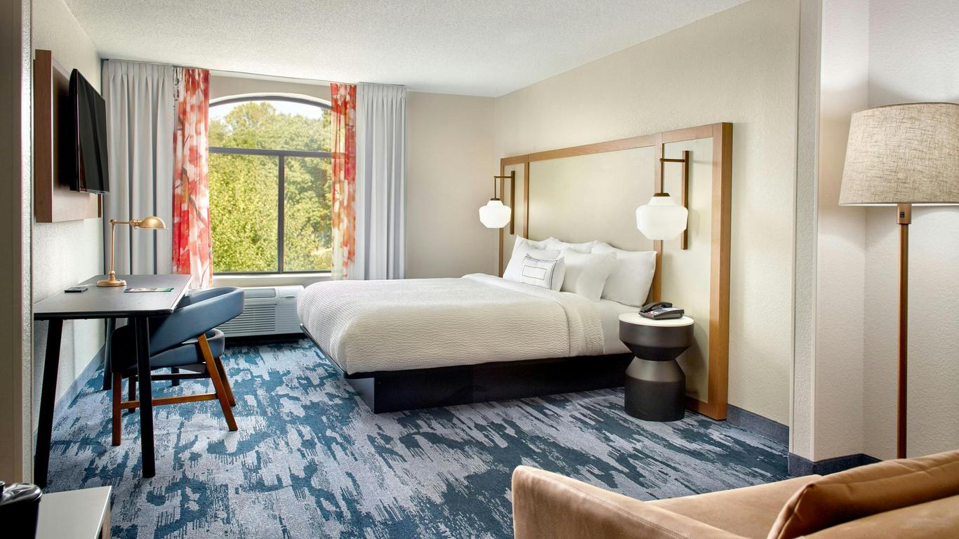 Fairfield by Marriott Inn & Suites Asheville Outlets