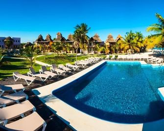 Hotel Pavo Real Tulum - Tulum - Pool