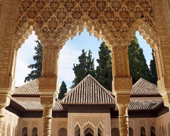 Luxury apartment close to everything - Granada