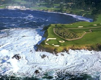 3795 The Artist's Way - Romantic, Cozy Flat in the Heart of Carmel-by-the-Sea - Carmel-by-the-Sea - Golf course