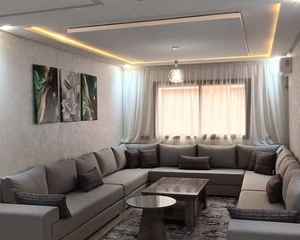 Appartement 1 Prepare for an experience at the La where relaxation and comfort. - Beni Mellal - Lounge