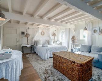Guesthouse B&b De Loverlij - Jabbeke - Schlafzimmer