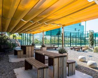 B&b Hotel Barcelona Sant Cugat - Sant Cugat del Valles - Binnenhof