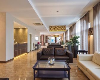 Hotel For You - Olbia - Lobby