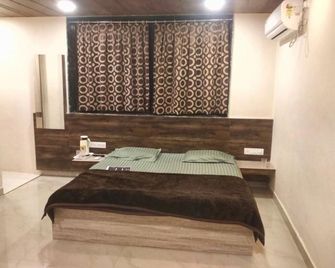 Mauli Niwas - Matheran - Slaapkamer