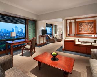The Sultan Hotel & Residence Jakarta - Jakarta - Living room