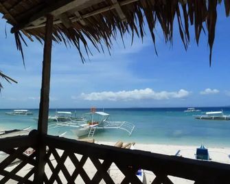 Junior & Nemesia's Cottages - Baclayon - Playa