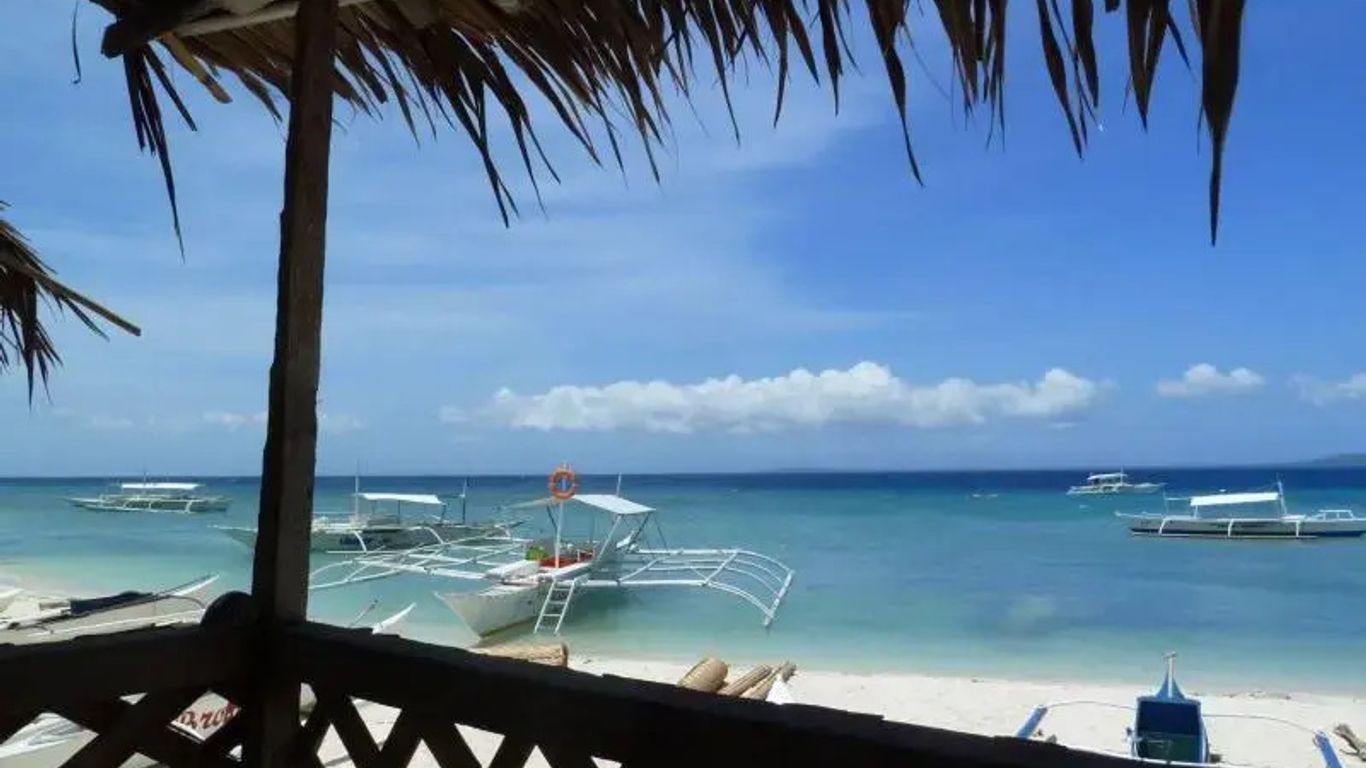 Junior & Nemesia's Cottages