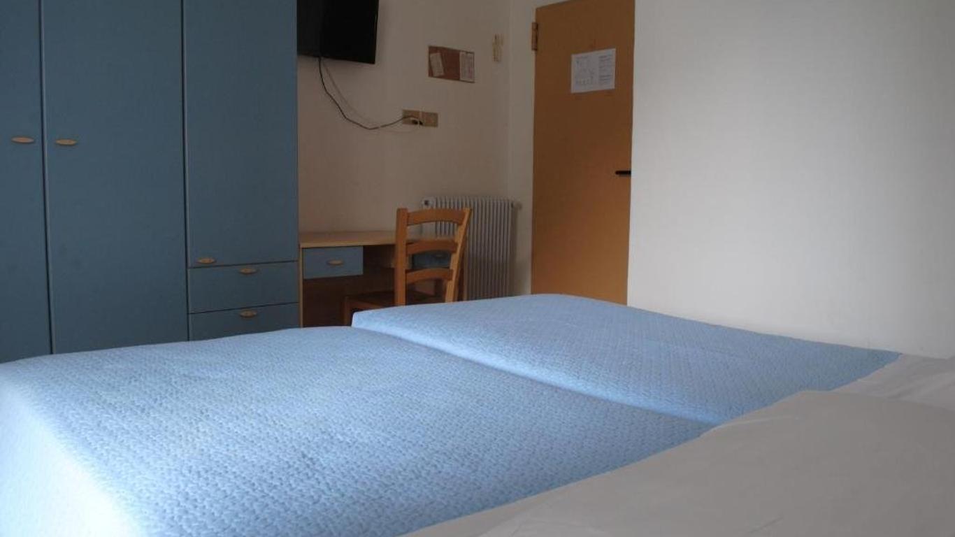 هوتل فيلا أوجاستا