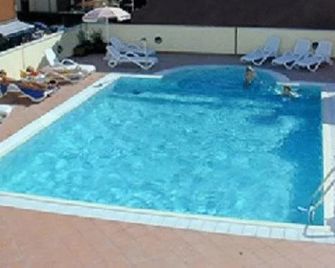 Hotel Bologna - Bardolino - Pool