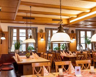 Hotel Restaurant Goldener Hirsch - Donauwörth - Restaurant