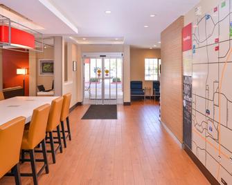 TownePlace Suites by Marriott Ontario Airport - Rancho Cucamonga - Dining room