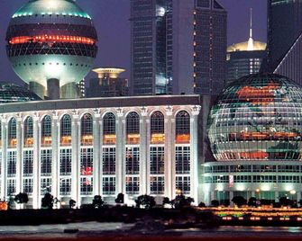 Oriental Riverside Bund View Hotel (Shanghai International Convention Center) - Shangai - Edificio