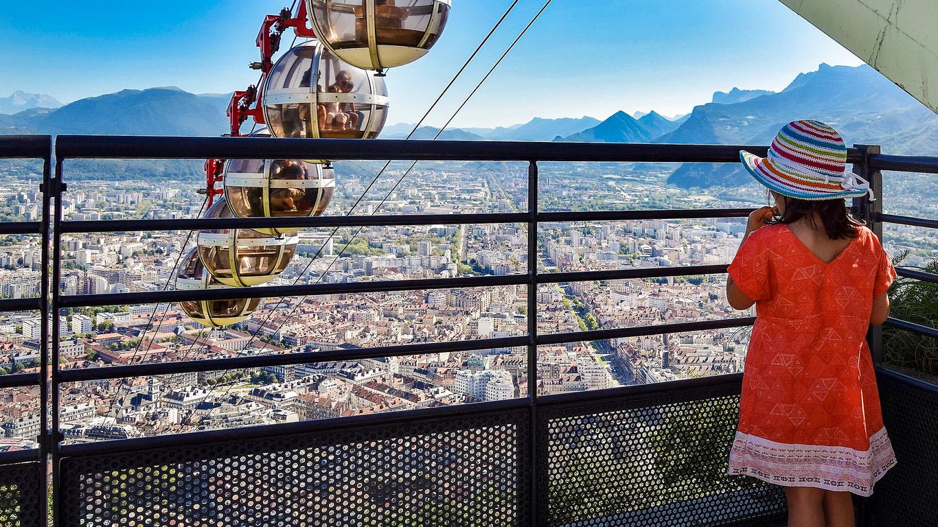 إيبيس جرينوبل سنتر باستيل