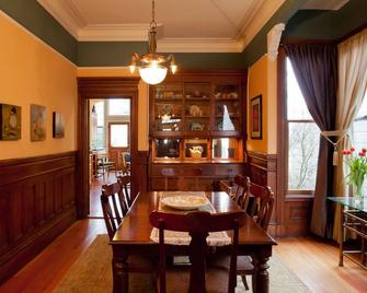 Beautiful Victorian in the heart of Dogpatch ! - San Francisco - Dining room