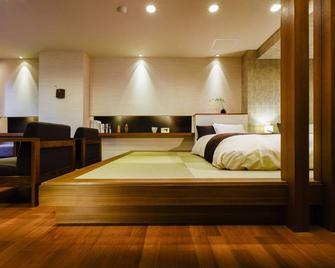 Hotel Oyanagi - Niigata - Habitación
