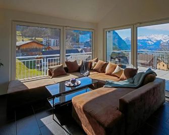 Modern and cosy 5 rooms penthouse with stunning view - Triesenberg - Balkon