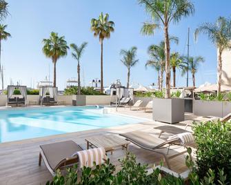 Riviera Marriott Hotel La Porte de Monaco - Cap-d’Ail - Pool