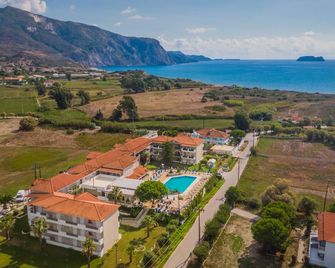 Denny's Inn Hotel - Kalamaki
