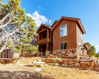 Zion Ponderosa Ranch Resort - Mount Carmel - Building