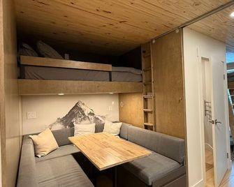 Griz Inn Rmc Rentals by Park Vacation Management - Fernie