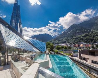 Hotel Panorama - לס אסקלדס - בריכה