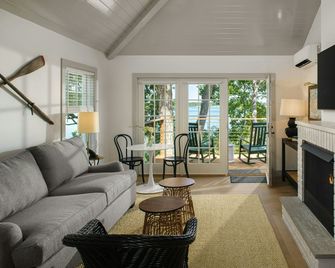 The Pridwin Hotel - Shelter Island Heights - Wohnzimmer