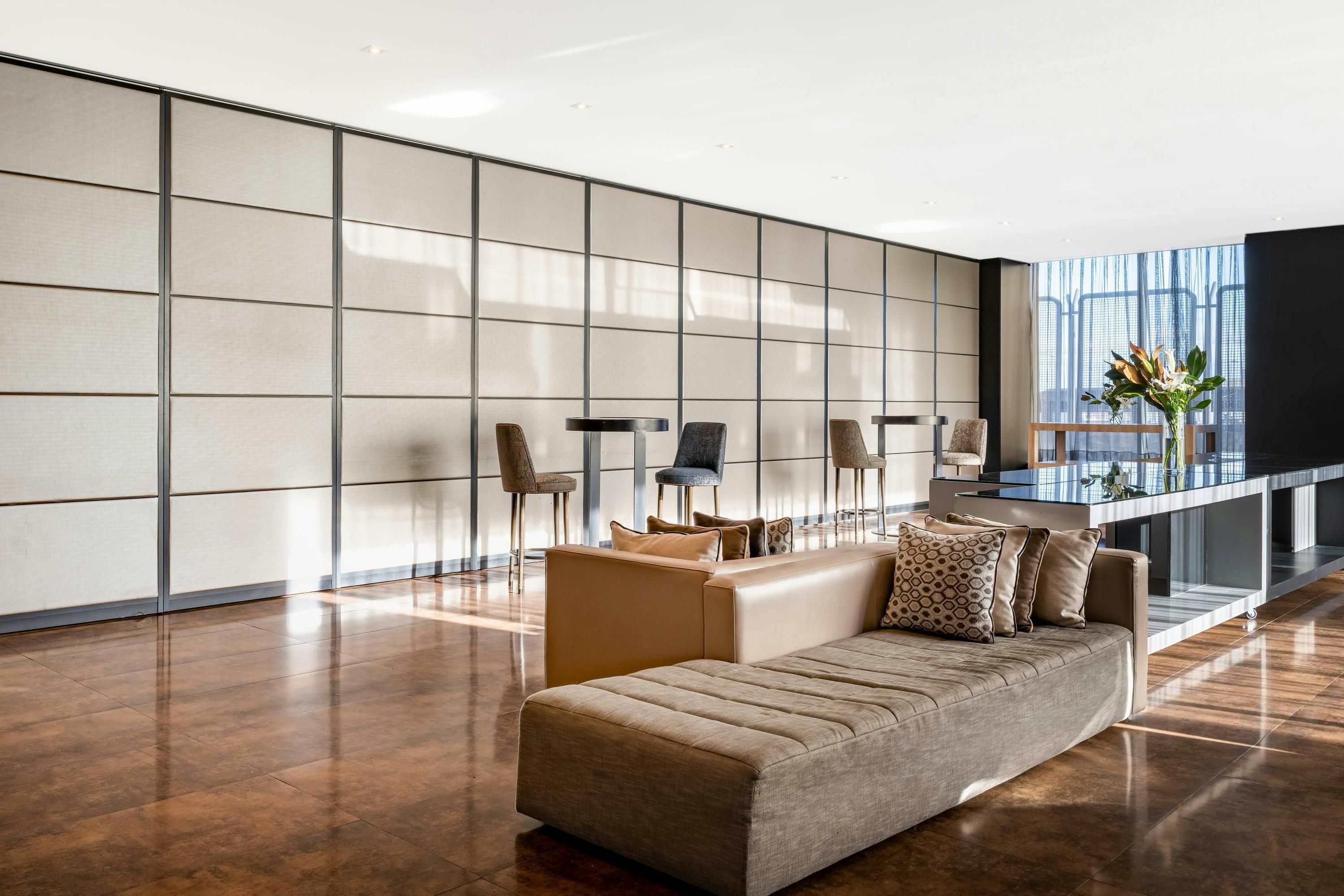 AC Hotels by Marriott Madrid Feria thumbnail 3