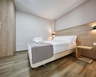 Gbh Hotel-Apartamentos Caballito De Mar - Benidorm - Habitación