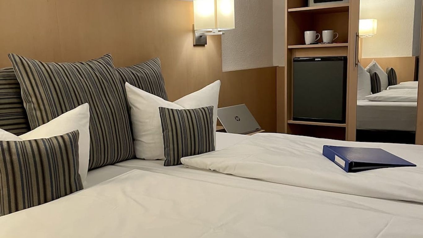 هوتل جارني بيتينا