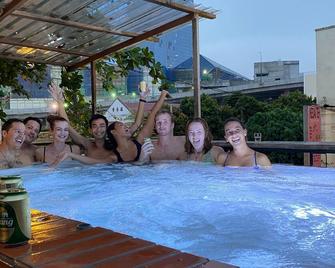 Mingle Hostel Kuala Lumpur - Kuala Lumpur