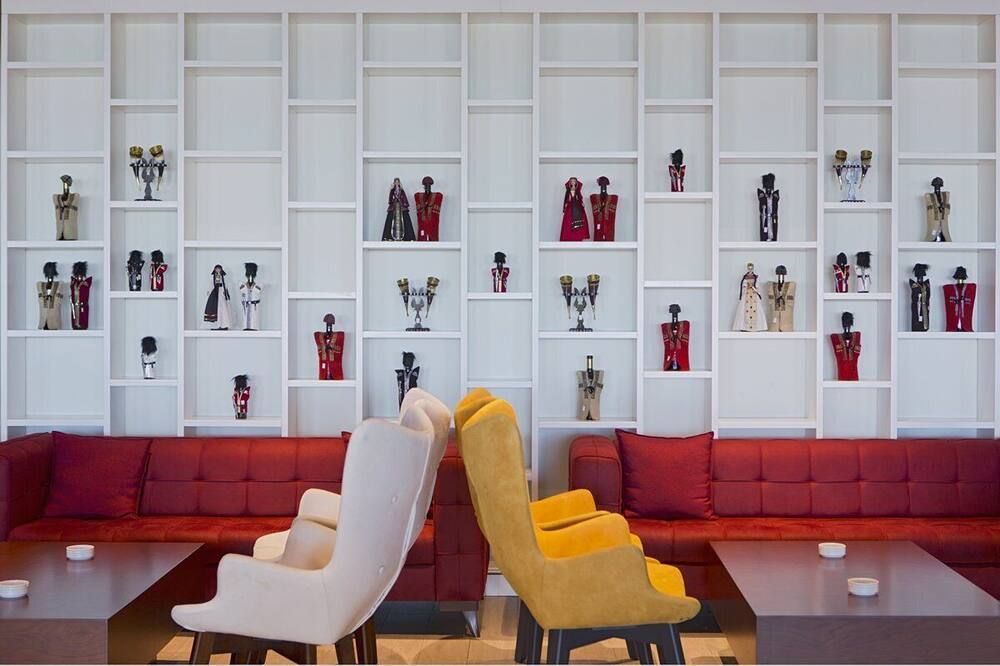 Euphoria Batumi Convention & Casino Hotel - באטומי - טרקלין