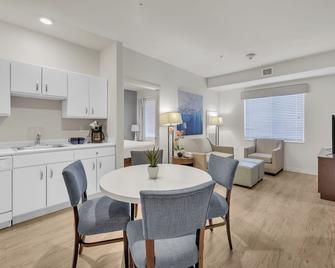 Simplicity At The Rim 1121 I Comfy 2 Bed 2 Bath - San Antonio - Comedor