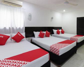 OYO Hotel Puesta Del Sol, Santa Ana, Campeche - Campeche - Habitación