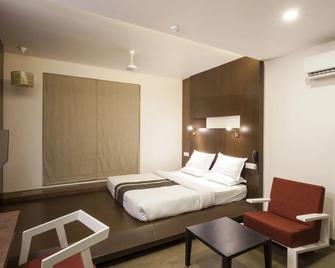 K Tree Boutique Hotel, Kolhapur - Kolhapur - Camera da letto
