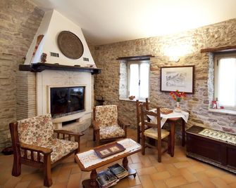 Agriturismo il Castello - Assisi