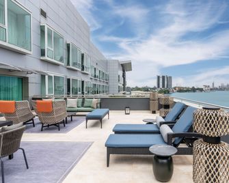 Radisson Blu Anchorage Hotel - Lagos - Varanda