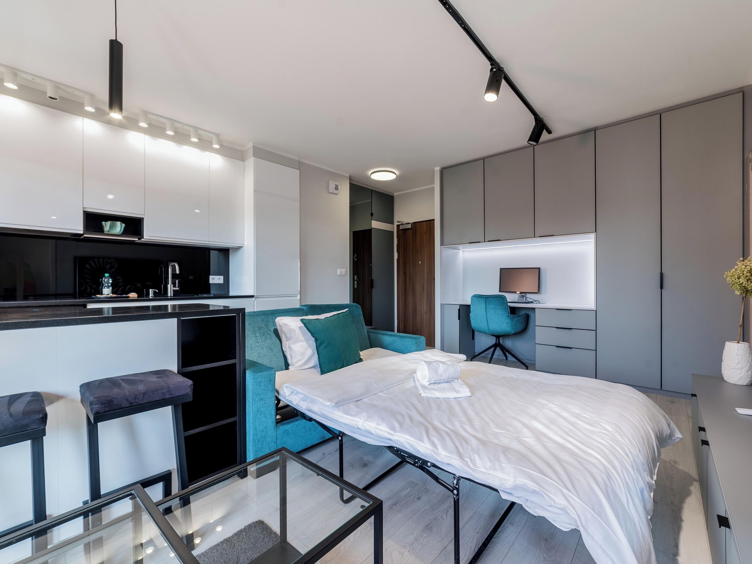 Wilczak 20B Stylish Apartment by BookingHost - Poznan