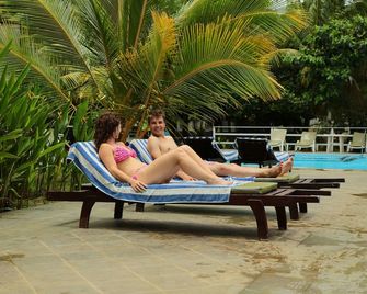 Lagoon Paradise Beach Resort - Tangalla