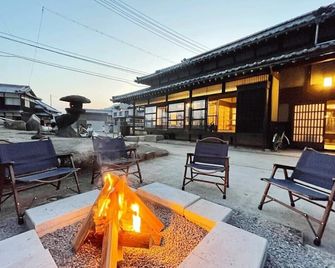 b local Hayase House - Vacation Villa facing ocean view with BBQ Grill Free Parking Space - Kure - Patio