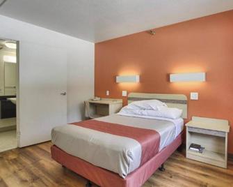 Cumberland Inn By OYO New Cumberland-Hershey South - New Cumberland - Ložnice