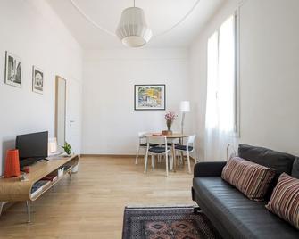 Canonica Suites - Bologna - Living room