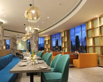 The Cruze Premium Boutique Hotel - Jamshedpur - Restaurant