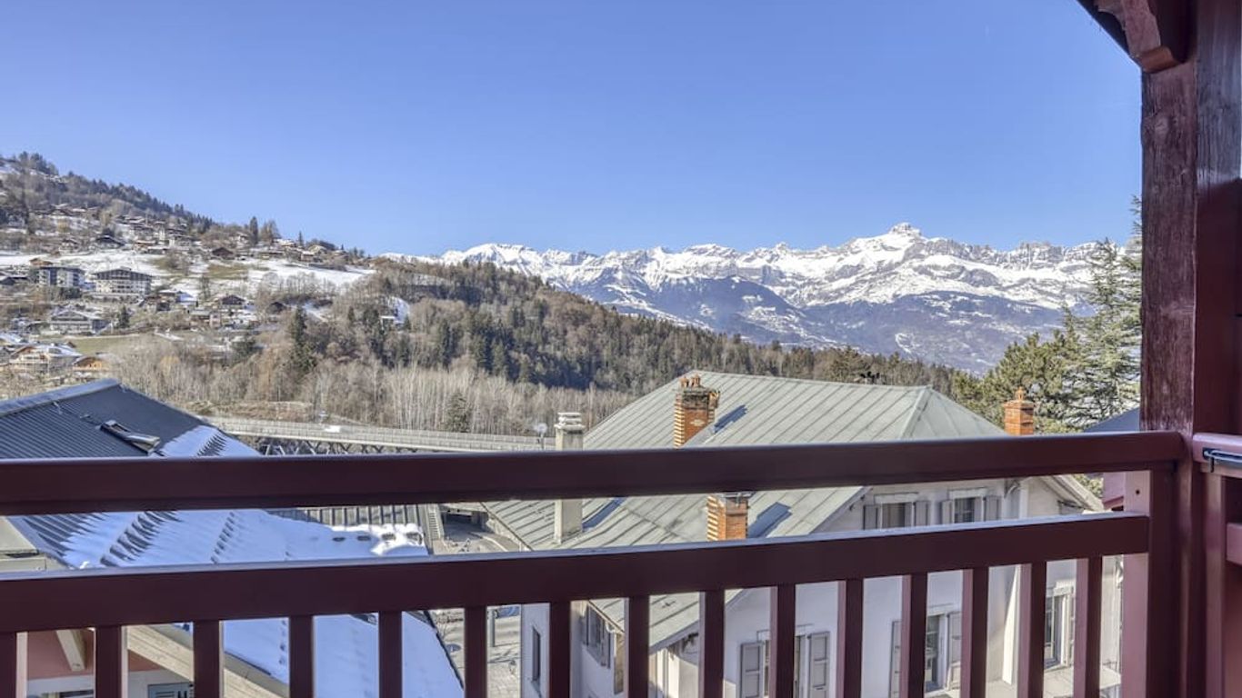 La Féline Blanche Adult Only