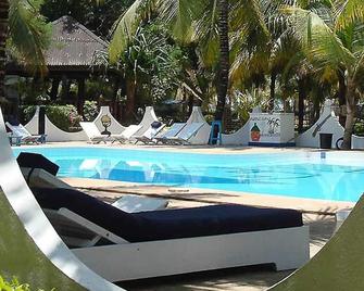 Hotel Village Vacances Awale Plage - Grand-Popo - Piscina