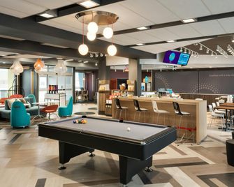Tru by Hilton Cedar Rapids Westdale - Cedar Rapids