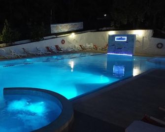 Villaggio Elisena - Vieste - Pool
