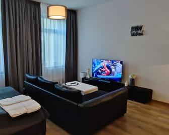 Skackavá apartmán v centre Banskej Bystrice, 24h self check-in - Banská Bystrica - Bedroom